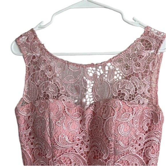 Dancing Queen Pink Lace Midi Dress - Picture 2 of 6
